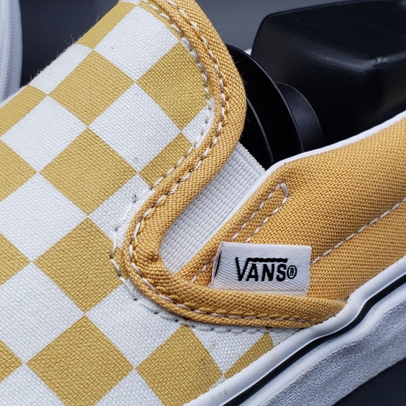 VANS CHECKERBOARD CLASSIC SLIP-ON SNEAKER WOMEN'S SIZE 6 OCHRE YELLOW - Picture 9 of 12